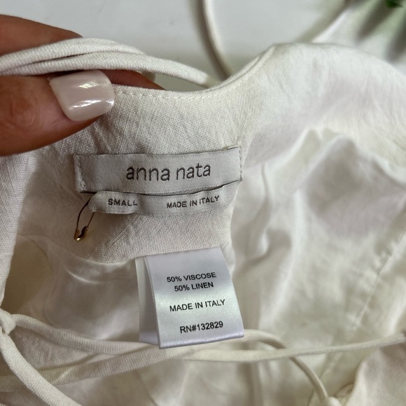 Anna Nata REVOLVE lace back white linen top size small - Picture 4 of 6